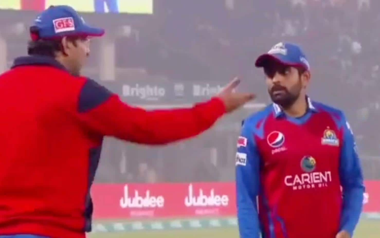 Babar involved in heated argument with Wasim Akram [x]
